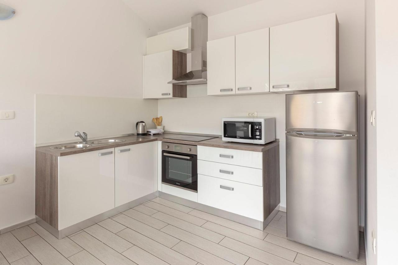 Apartments Era איזולה מראה חיצוני תמונה